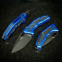 Heretic Knives Medusa Black Tanto & Blue Handle H011-4A-BLU -Nc Blade AD7569A6 D2CE 4478 B4BB B1CBA43128BA