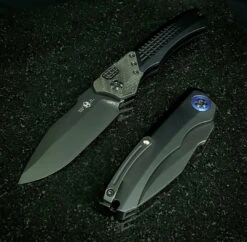 Heretic Knives Wraith Auto Black Drop Point W/ Carbon Fiber Bolster & Black Handle W/ Blue Pivot Collar H000-4A-T -Nc Blade DFADA988 313A 435C B0F0 188FE326AFBD