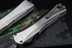 Heretic Knives Manticore X Hand Ground Vegas Forge Damascus DLC D/E & Two Tone DLC Hefted Stainless Steel Handle With Flamed Clip & CF Button -Nc Blade IMG 4495