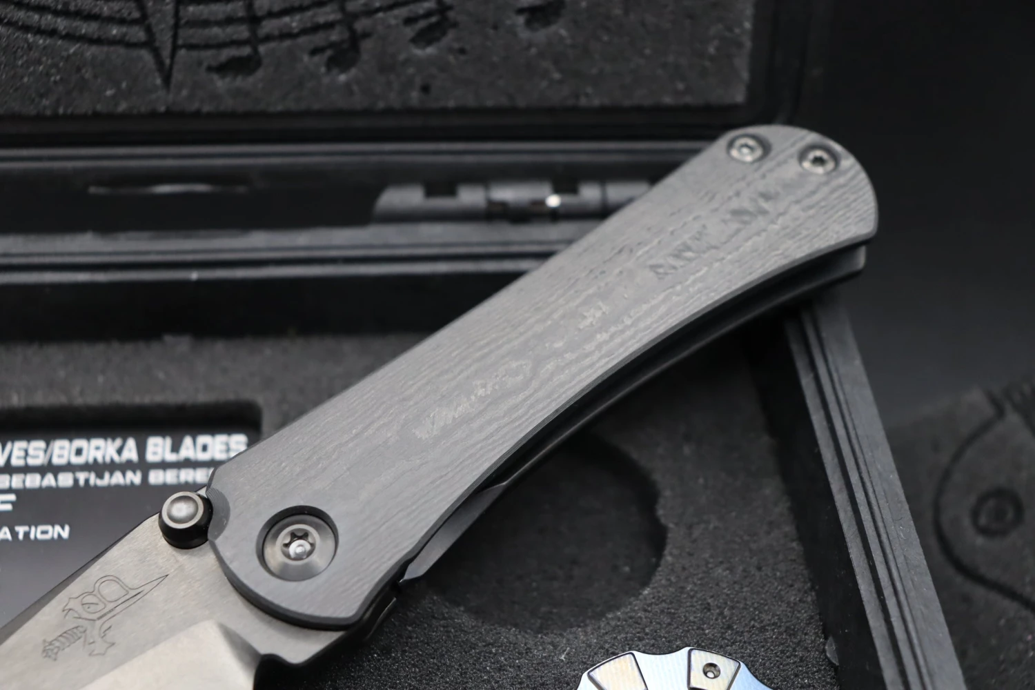 Marfione Custom Borka Blades SBTF DLC Carboquartz Handle & Star Grind Tanto DLC & HiTex Chip NYCKS 3 Marfione Custom Borka Blades SBTF DLC Carboquartz Handle & Star Grind Tanto DLC & HiTex Chip NYCKS - Image 3