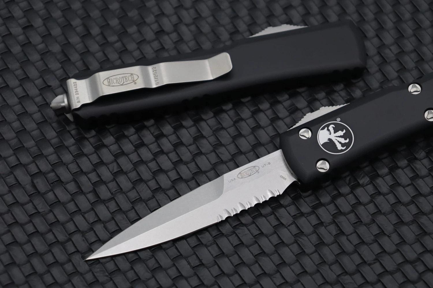 Microtech Ultratech Black & Bayonet Grind Stonewash Partial Serrated 120-11 2 Microtech Ultratech Black & Bayonet Grind Stonewash Partial Serrated 120-11 - Image 2