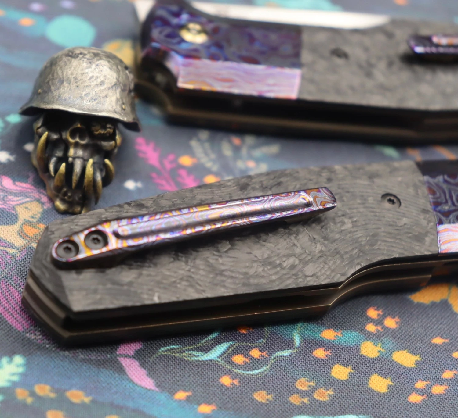 Custom Knife Factory FIF20 ZircuTi Bolster With Cool Carbon Fiber 10 Custom Knife Factory FIF20 ZircuTi Bolster With Cool Carbon Fiber - Image 10