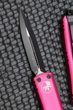 Microtech UTX-85 Double Edge Black & Pink 232-1PK 9 Microtech UTX-85 Double Edge Black & Pink 232-1PK -Nc Blade image 3dce52aa 89c4 4589 87de 052d5f050267