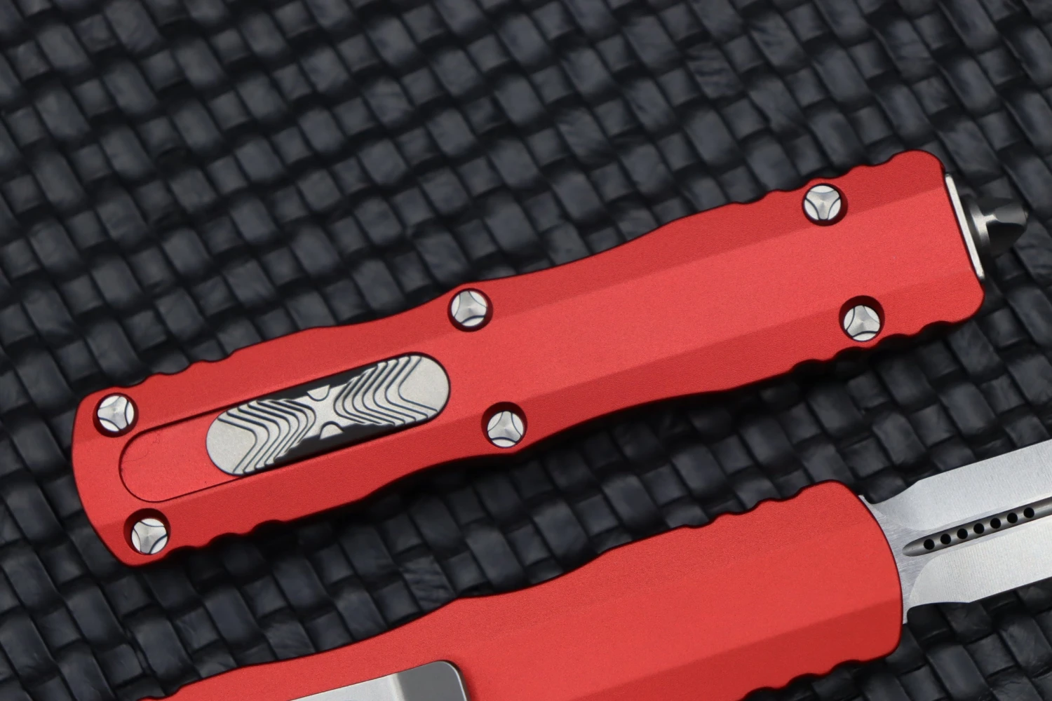 Microtech Dirac D/E Stonewash Standard & Red 225-10RD 3 Microtech Dirac D/E Stonewash Standard & Red 225-10RD - Image 3