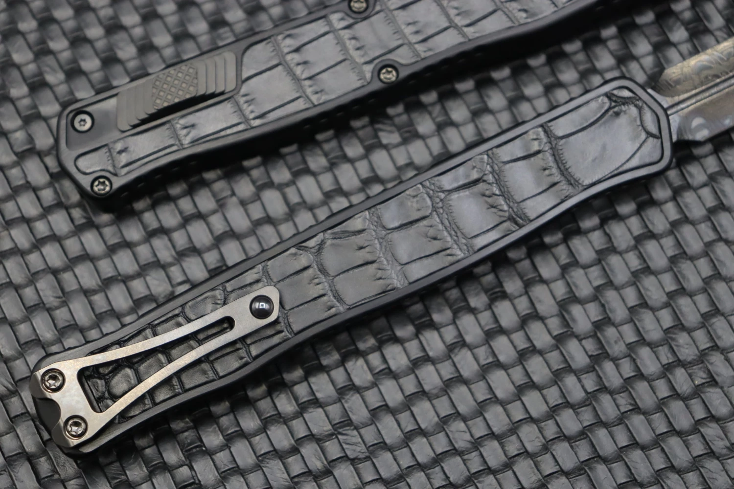 Heretic Knives Cleric II 2 Vegas Forge Reptilian DLC Damascus & Crocodile Inlays 7 Heretic Knives Cleric II 2 Vegas Forge Reptilian DLC Damascus & Crocodile Inlays - Image 7