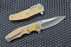 Reate Knives Mini Crossroads W/ White Micarta Inlays & M390 -Nc Blade image 530bd4f1 5ac1 4365 a039 ea03ee6a8c5a