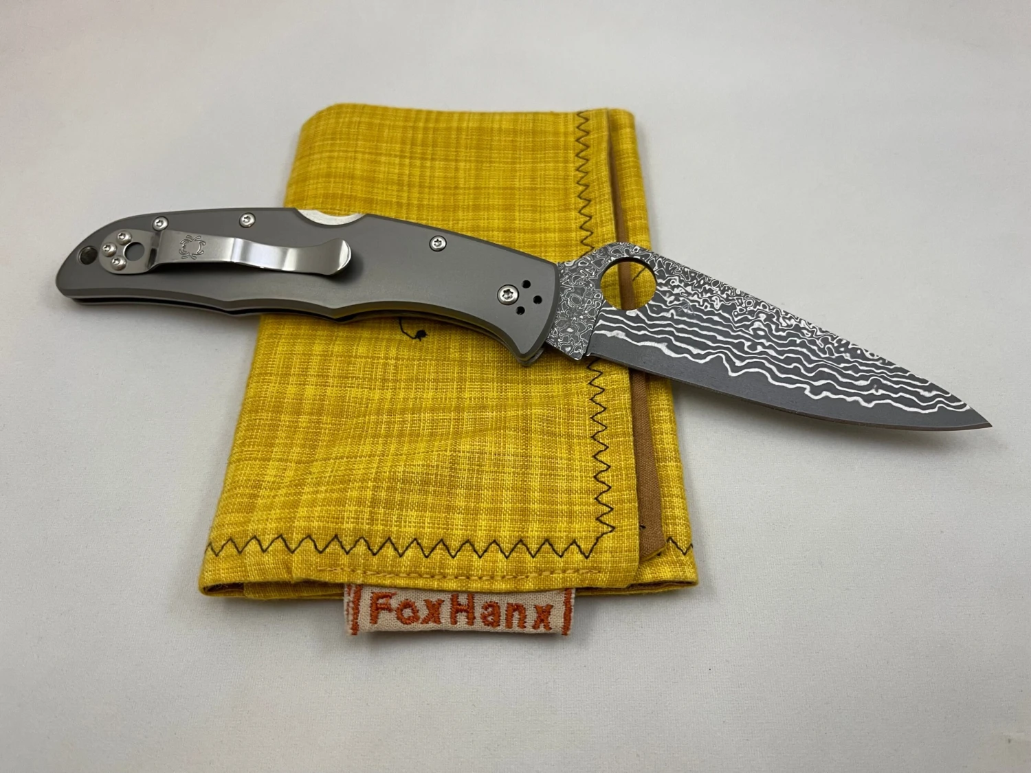 Spyderco Endura 4 Titanium & San Mai C10TIPD 3 Spyderco Endura 4 Titanium & San Mai C10TIPD - Image 3