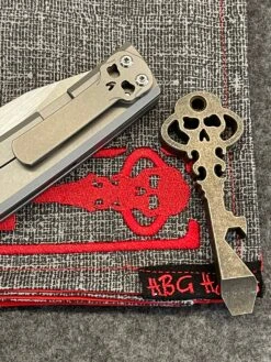 Chaves Scapegoat Titanium & Belt Grind M390 -Nc Blade image 61dc1c0c 4e51 43f7 9871 60b10c20c88c