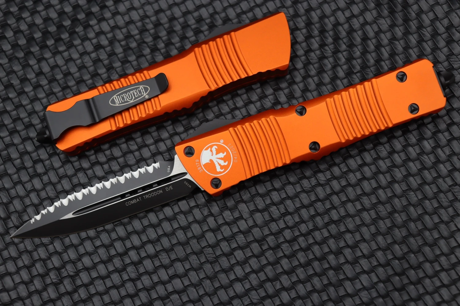 Microtech Combat Troodon Black Double Edge Fully Serrated & Orange 142-3OR 1 Microtech Combat Troodon Black Double Edge Fully Serrated & Orange 142-3OR