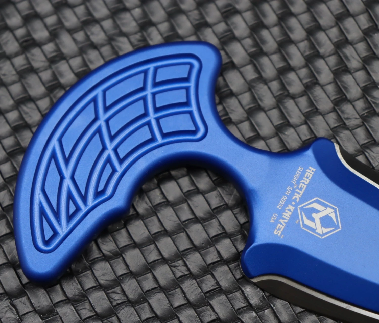 Heretic Knives Sleight Modular Push Dagger Blue Ano & DLC Blade W/ Teklok 2 Heretic Knives Sleight Modular Push Dagger Blue Ano & DLC Blade W/ Teklok - Image 2