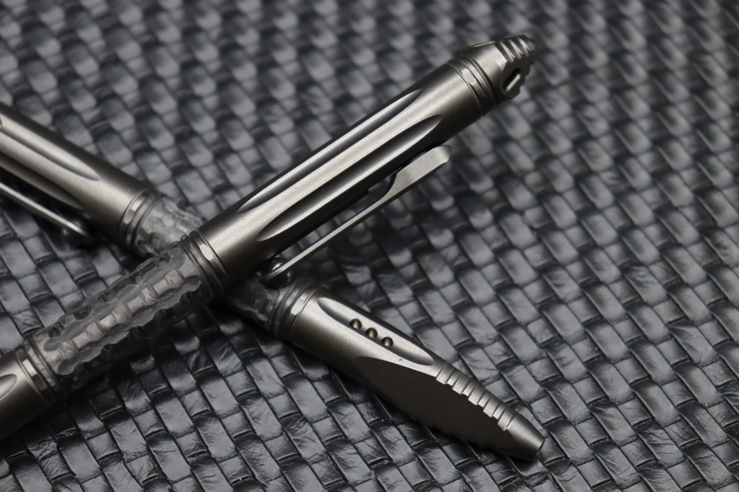 Microtech Kyroh Pen Shot Peened Full Size 403-TI-SPTRI 5 Microtech Kyroh Pen Shot Peened Full Size 403-TI-SPTRI - Image 5