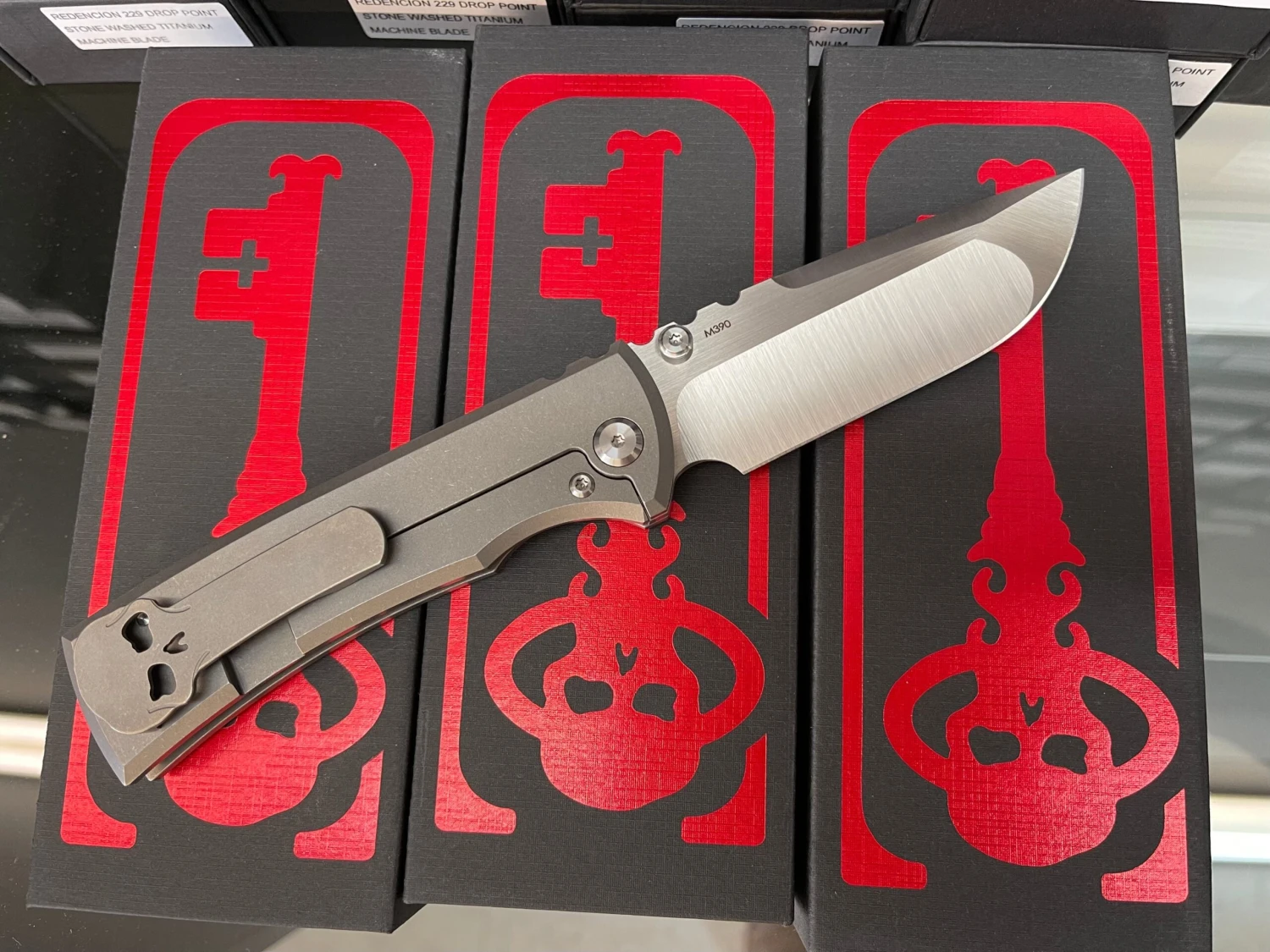 Chaves Knives 229 4th Gen Drop Point Machine Satin M390 2 Chaves Knives 229 4th Gen Drop Point Machine Satin M390 - Image 2