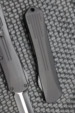 Heretic Knives Manticore X Double Edge Two Tone Black H032-10A -Nc Blade image 8b9dce9b ae31 4a2e 8206 b22fc4e9e98b