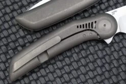 Reate Gents #9 Dark Beadblast Titanium & M390 -Nc Blade image 8d6db0fb 90d3 4cbf 9898 b247b2a6e63c