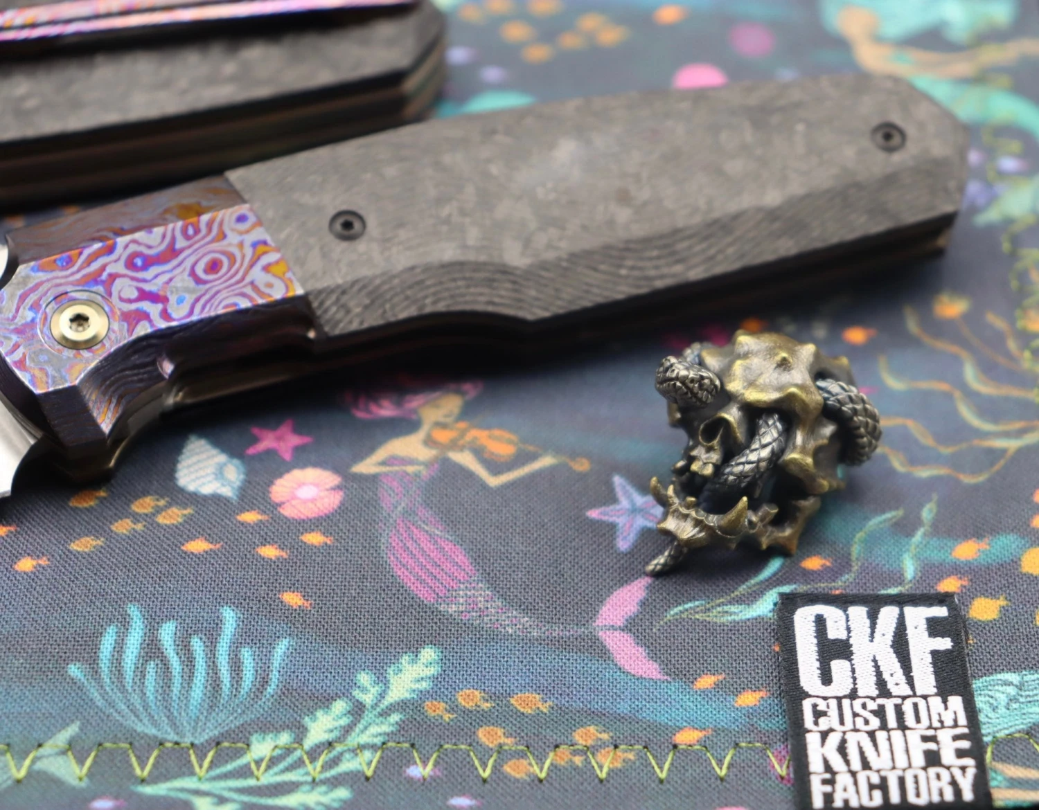 Custom Knife Factory FIF20 ZircuTi Bolster With Cool Carbon Fiber 5 Custom Knife Factory FIF20 ZircuTi Bolster With Cool Carbon Fiber - Image 5