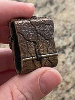 Custom CKF Morrda Cap Visor Clip -Nc Blade image a1fcd413 845a 47c5 861b 32d624d1f572