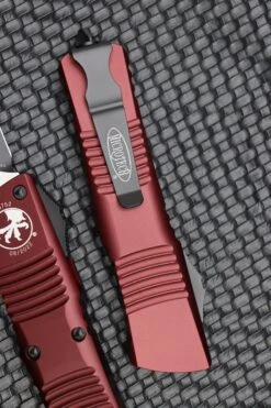 Microtech Combat Troodon D/E Black Standard & Merlot Red 142-1MR 8 Microtech Combat Troodon D/E Black Standard & Merlot Red 142-1MR -Nc Blade image aaa23cc8 a1a4 42a6 b7d6 9cd0cf190311
