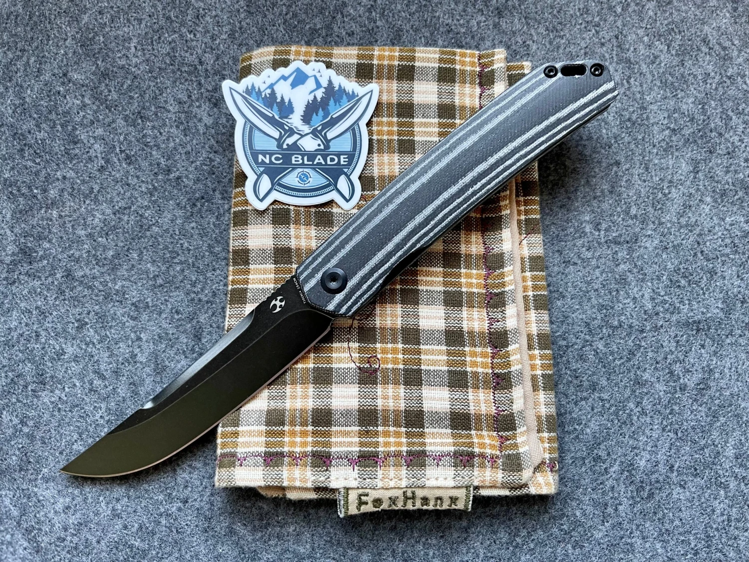 Kansept Knives Hazakura Black & White Micarta T1019C4