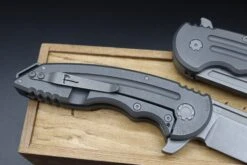 Jake Hoback Knives Husky Titanium & Nitro-V -Nc Blade image c59b74bf cd13 4f97 9daf 8dc78235075d