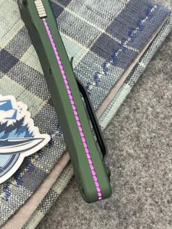 Benchmade Osborne 9400BK Green & Black S30V -Nc Blade image c6bc1d07 7fa9 40e7 82e4 ef9adbdc0073