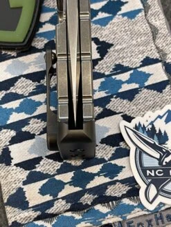 Medford Knife Fighter Flipper USMC PVD & S35 -Nc Blade image d6f9eee1 0871 4412 8365 5f1bb4af3367